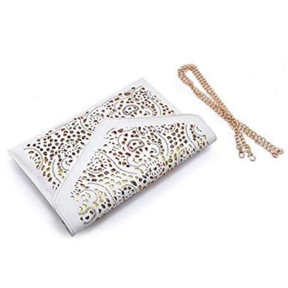 Women's White and Gold Envelope Clutch Purse - Picture 4 of 6